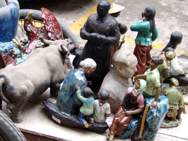 A cart load of assorted shiwan wares from a shop display