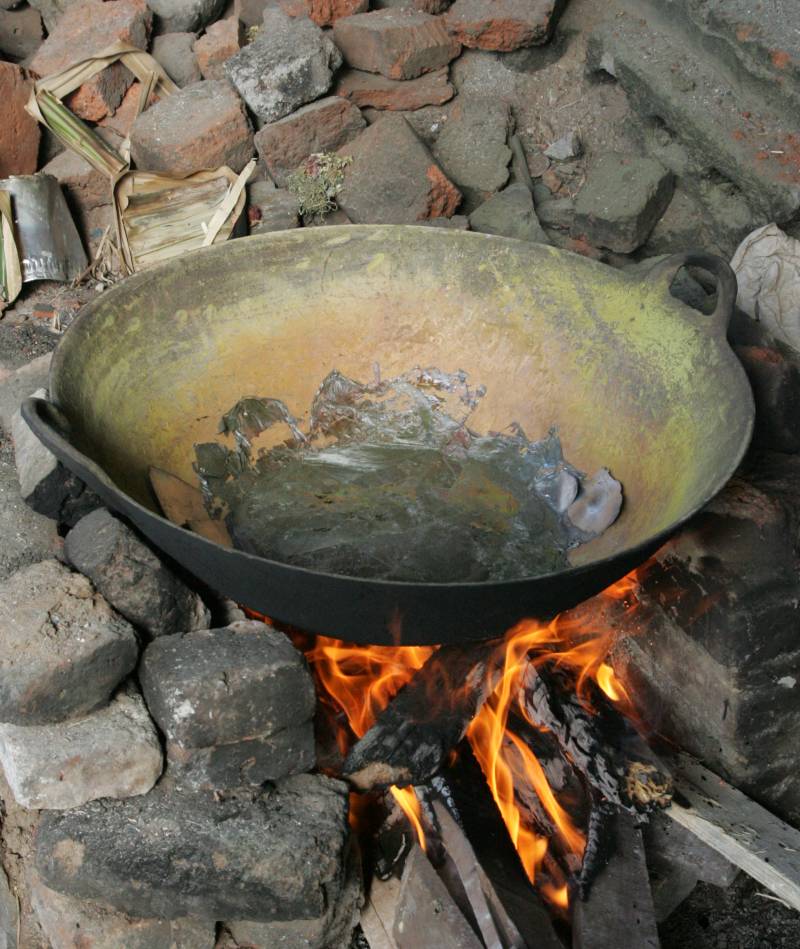 Lead glaze preparations