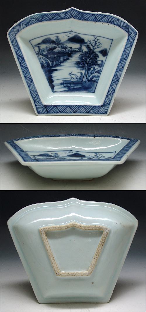 Cabaret dish in
underglaze blue and
white decoration
with a river
landscape